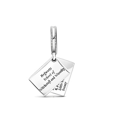 Harry Potter - Hogwarts Kabul Mektubu Sarkan Charm